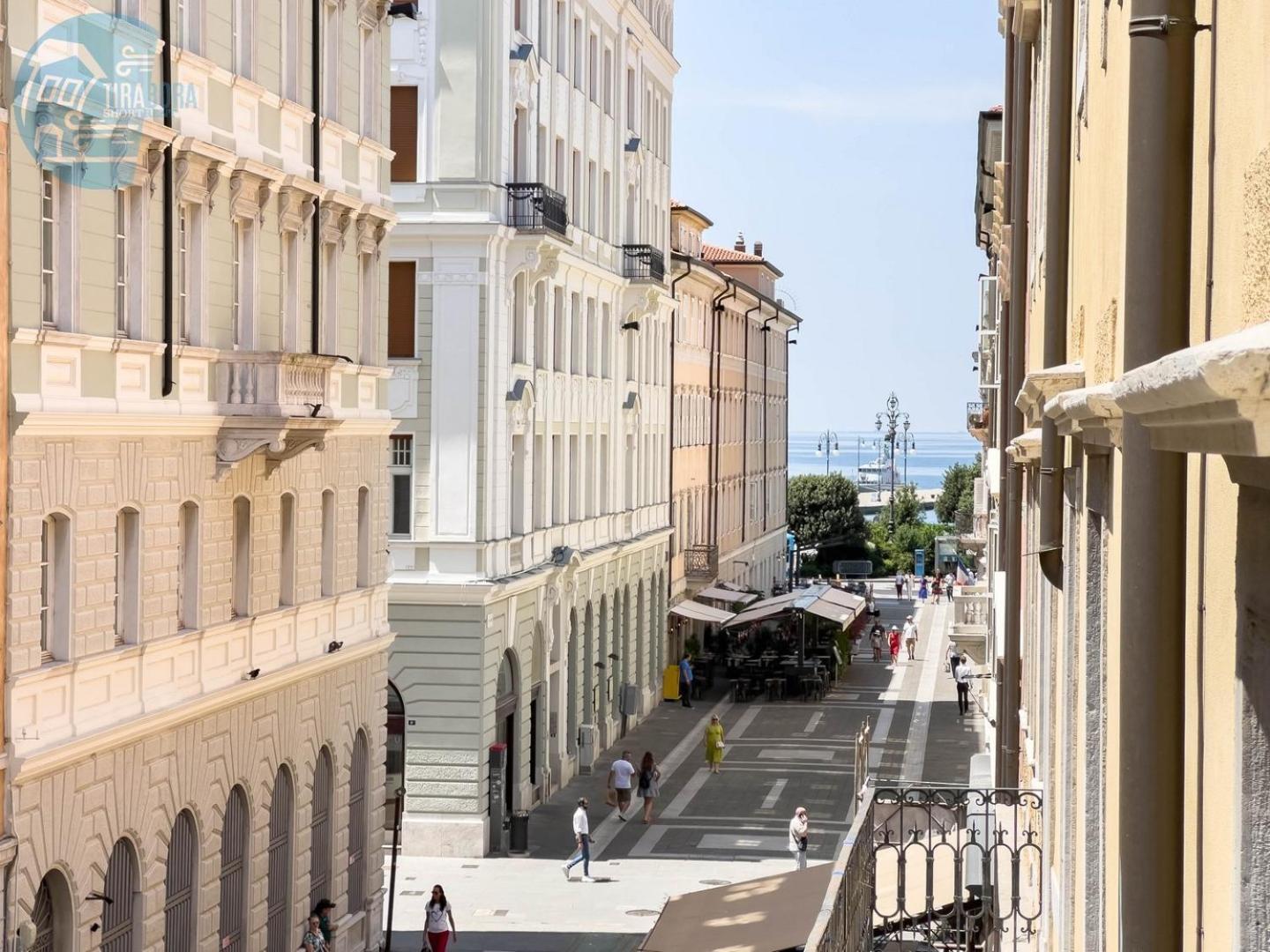 Апартаменти San Nicolo 14 Tirabora Short Rent Трієст Екстер'єр фото