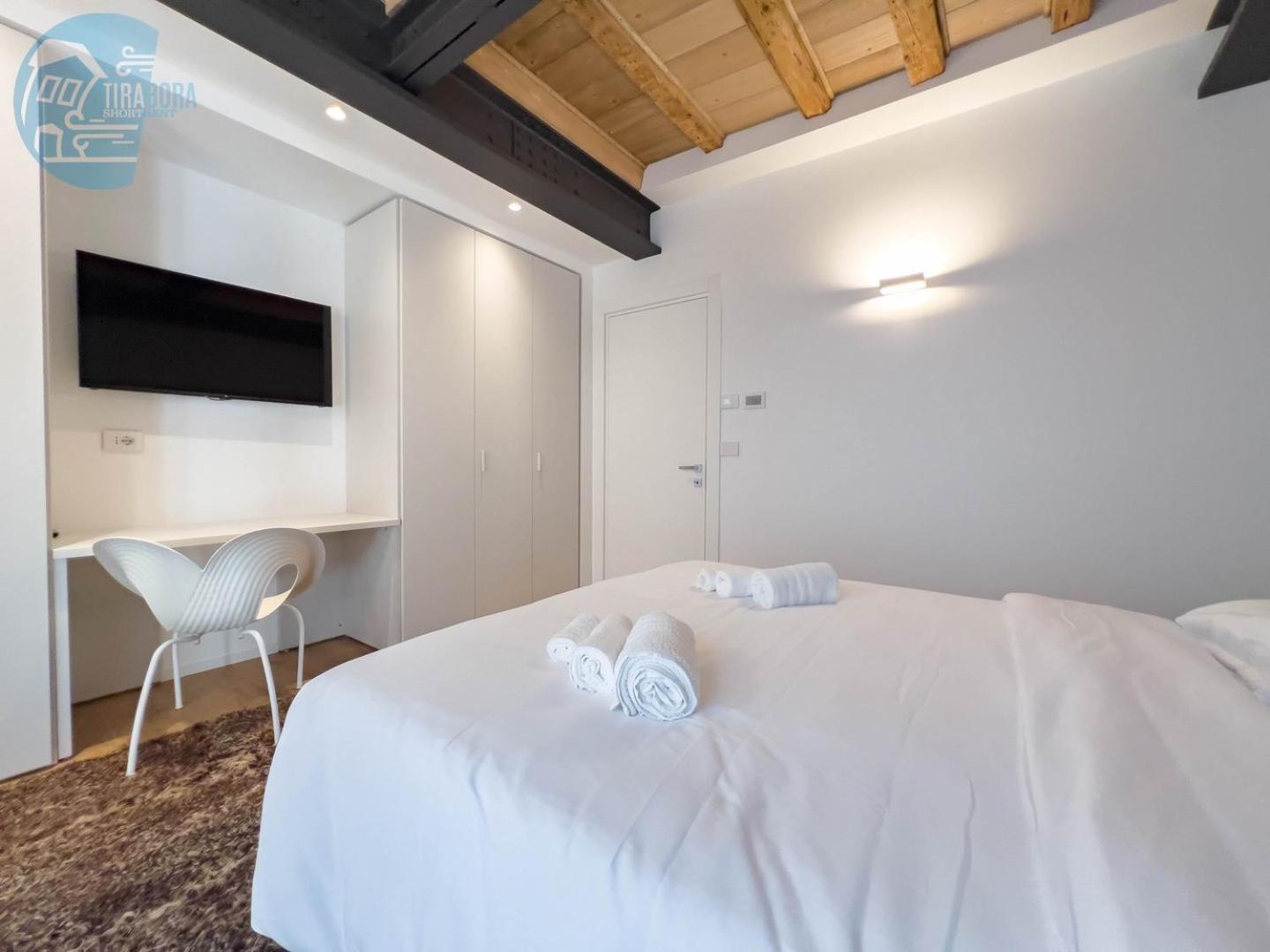 Апартаменти San Nicolo 14 Tirabora Short Rent Трієст Екстер'єр фото