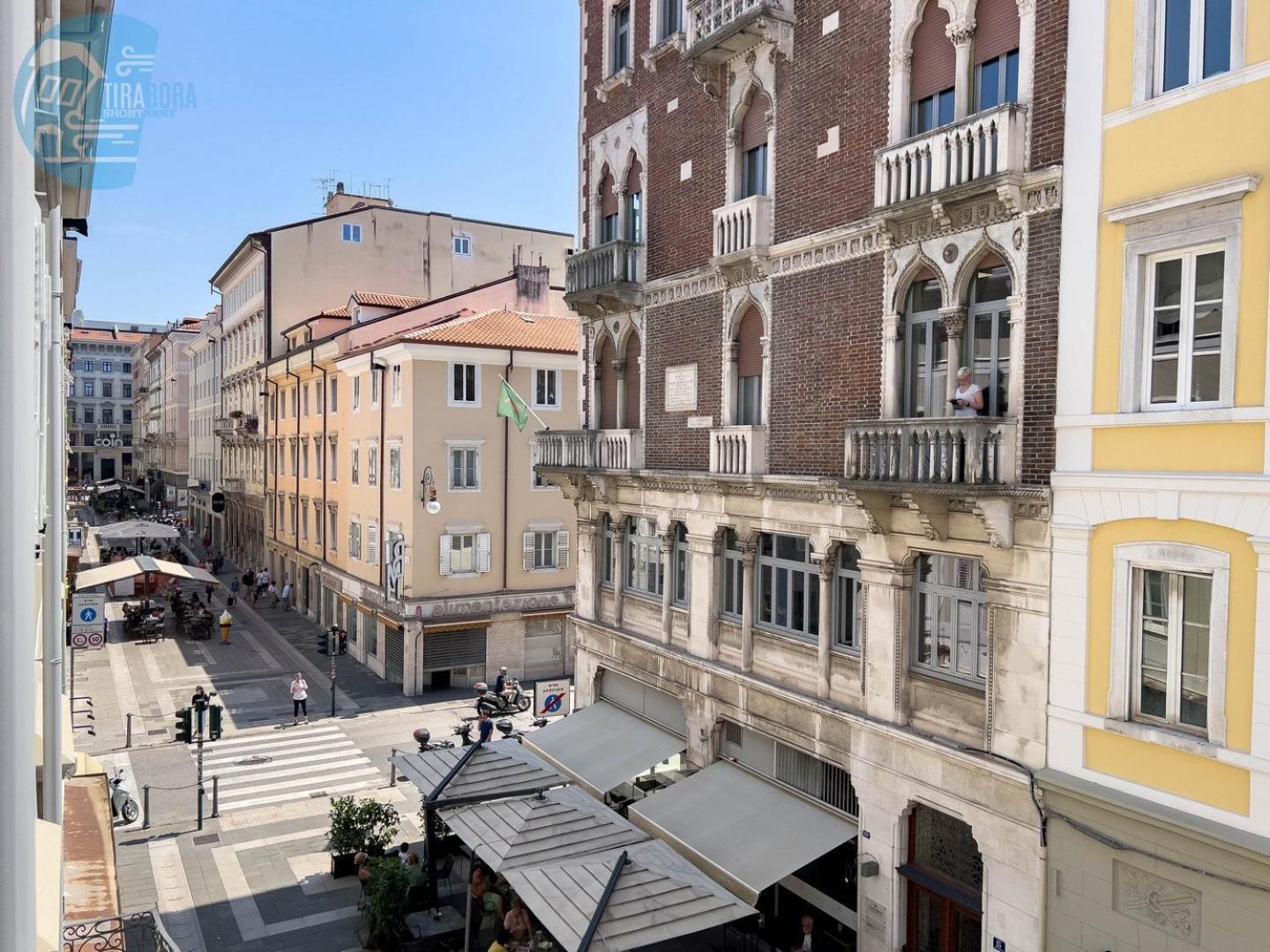 Апартаменти San Nicolo 14 Tirabora Short Rent Трієст Екстер'єр фото